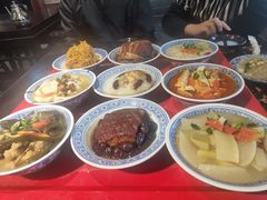 -蓝田九大碗民俗食府(蓝田店)