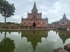 -一寨两国风景区