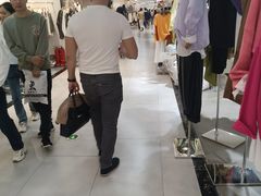 -广州白马服装市场