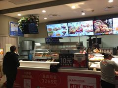 -肯德基(西影路店)