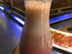 速冻草莓汁-明洞阿姨·韩式酱蟹烤肉·创意料理(三元桥店)