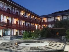 -青山湾养生苑度假村