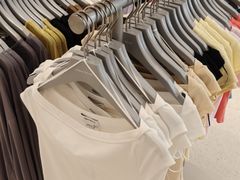 -URBAN REVIVO(七宝领展广场店)