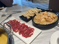 手切热气牛展肉-新一哥粤菜火锅(瑞金店)