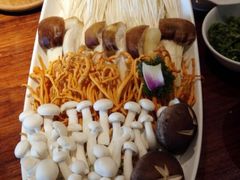 -慢丽江·云南野生菌土鸡锅(付家庄店)