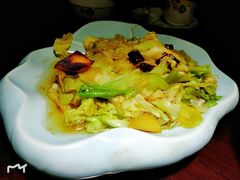 包包菜炒馕-凯撒尔新疆特色主题餐厅(青山店)