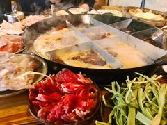 -岗上渣渣老火锅(两路口店)