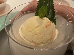 蓝莓豆腐冰淇淋-三号黄浦会Canton Table