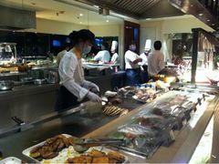 -荣誉国际酒店-云顶旋转餐厅