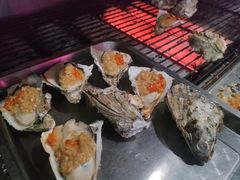 蒜蓉辣椒生蚝-蚝哥花姐湛江烤生蚝(美丽湾市场店)