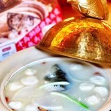  现捞现吃的鲜美活鱼，真是鲜到停不了口 