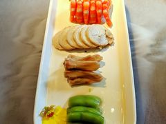 -HOMES上海本帮菜(襄阳公园店)