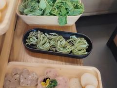 -左庭右院鲜牛肉火锅(浦江欢乐颂店)
