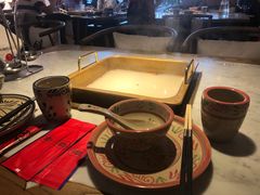 -尚尚仙·酸汤猪手·猪肚鸡火锅(华联万柳购物中心店)