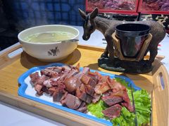 -乔家小院•非遗驴肉•本地小海鲜(滨河路店)