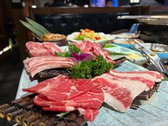 -明洞阿姨·韩式酱蟹烤肉·创意料理(三元桥店)