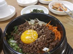 牛肉石锅拌饭-同堂韩国料理炭火烤肉(彩虹广场店)