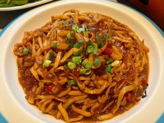-漫月酒馆(麦凯乐店)