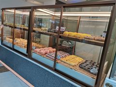 面包甜点陈列柜-奈雪的茶(苏宁广场店)