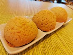 酥皮焗叉燒包-添好运点心专门店(百老汇店)