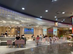 -奈雪的茶(湖滨银泰in77C区PRO店)