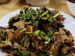 -钢阳酸菜红烧牛肉面(季乐路店)