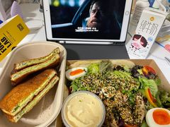 -HELLO 27 意面·沙拉·帕尼尼