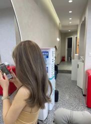 -东秀护肤造型