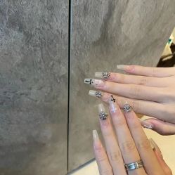 -悦指间美甲美睫
