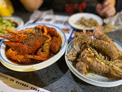 三妹澳洲小龙虾-三妹小龙虾·黄油蟹(华侨城总店)