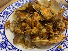 -江城燕子大排档(江汉路步行街店)