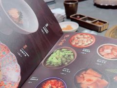-铭牛烧肉·和牛海鲜自助(高新月牙湖店)