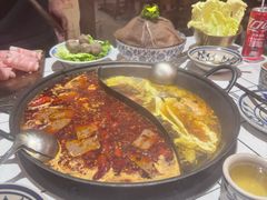 -旧街市鲜货老火锅(大光路店)