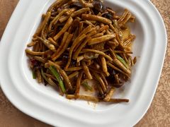 -龙井壹号·茶缘山景宴(龙井村店)