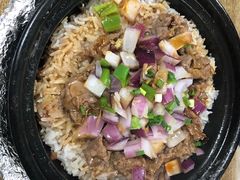 广东香滑牛肉煲仔饭-煲煲香快餐(南京路店)