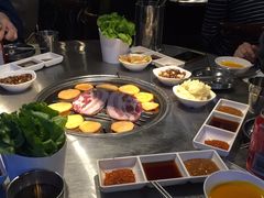 -韩聚屋韩国烤肉餐厅(新北万达店)