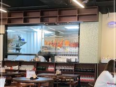 大堂-龍炎馬仔烧味(首位中心店)