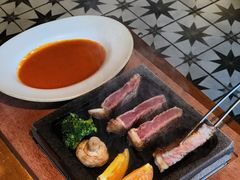 -ANNA·创意牛排馆