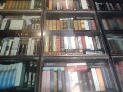 -钟书阁(松江泰晤士小镇店)