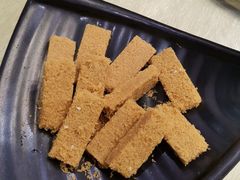 -河畔春天时尚餐厅