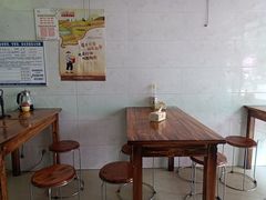 -正宗向东街新化特色牛肉粉馆(一中店)