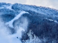 -中旅松花湖滑雪场