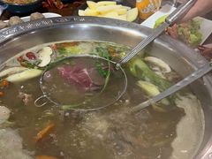 -乡土黄·鲜牛肉火锅·小龙虾(兴业街店)