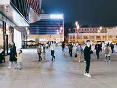 -万达广场(龙湖店)