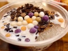 外婆冰粉-串妹花式冰粉(乐山总店)