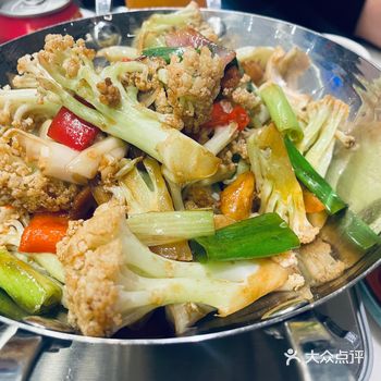 【小菜园】 环球港4楼，开了好几年了，上四楼就找到了
