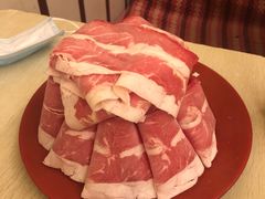 -洞庭洲·防空洞火锅·铜锅涮肉·烧烤(新百广场店)