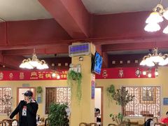 大堂-峰瑞藏地美食·石锅鸡·牦牛肉(大昭寺品牌店)