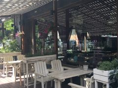 露天位-Local泰莲庭(虹鳟鱼店)