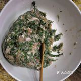 做馄饨馅别有一股好吃的层次感，欢喜的朋友可尝试一下